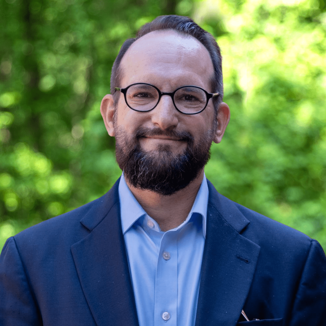 Ben Seigel headshot